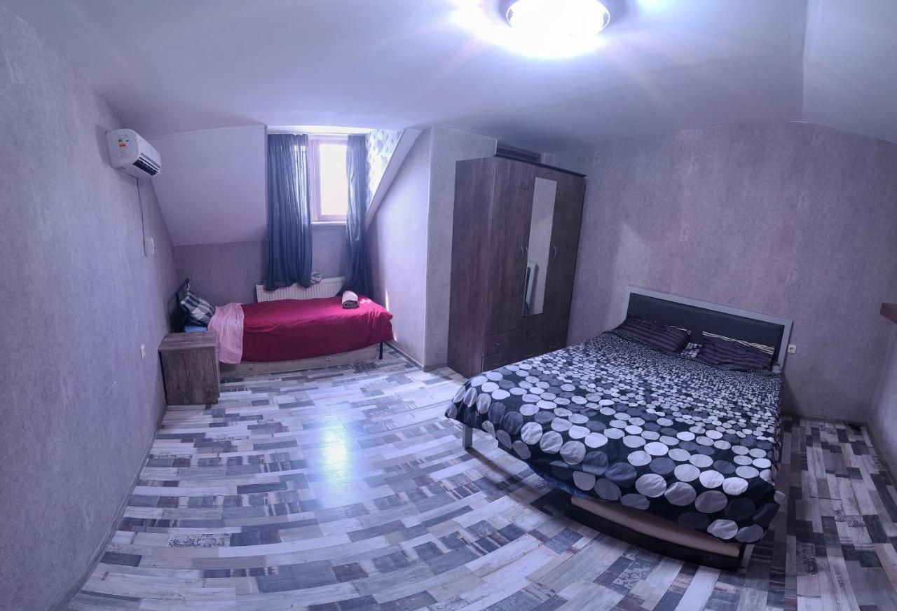 Kiev Hostel Tbilisi Exterior photo