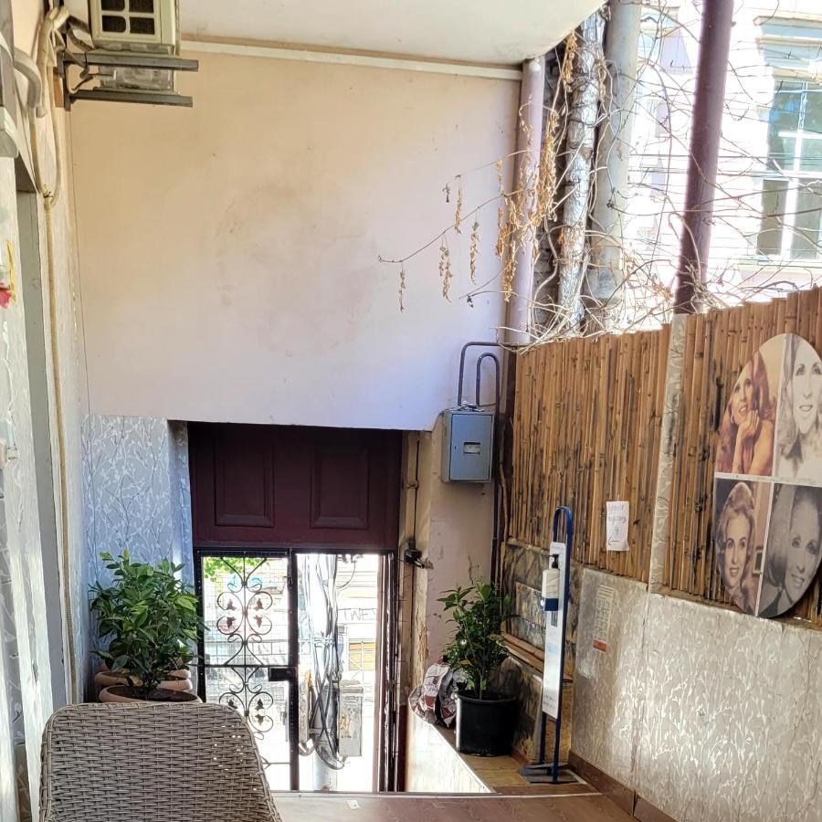 Kiev Hostel Tbilisi Exterior photo