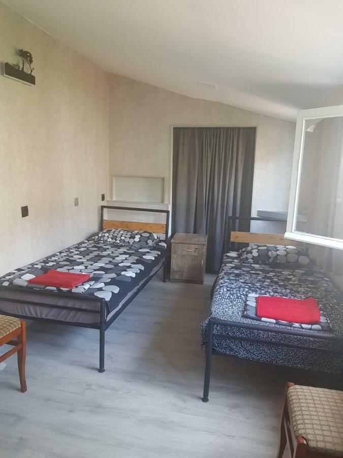 Kiev Hostel Tbilisi Exterior photo